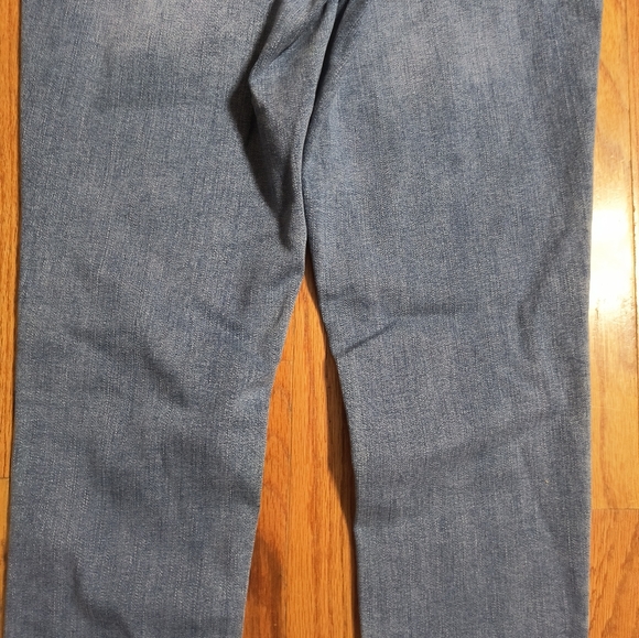 Jessica Simpson Kiss Me Super Skinny jeans, size 28w by 27.5L - Picture 13 of 15